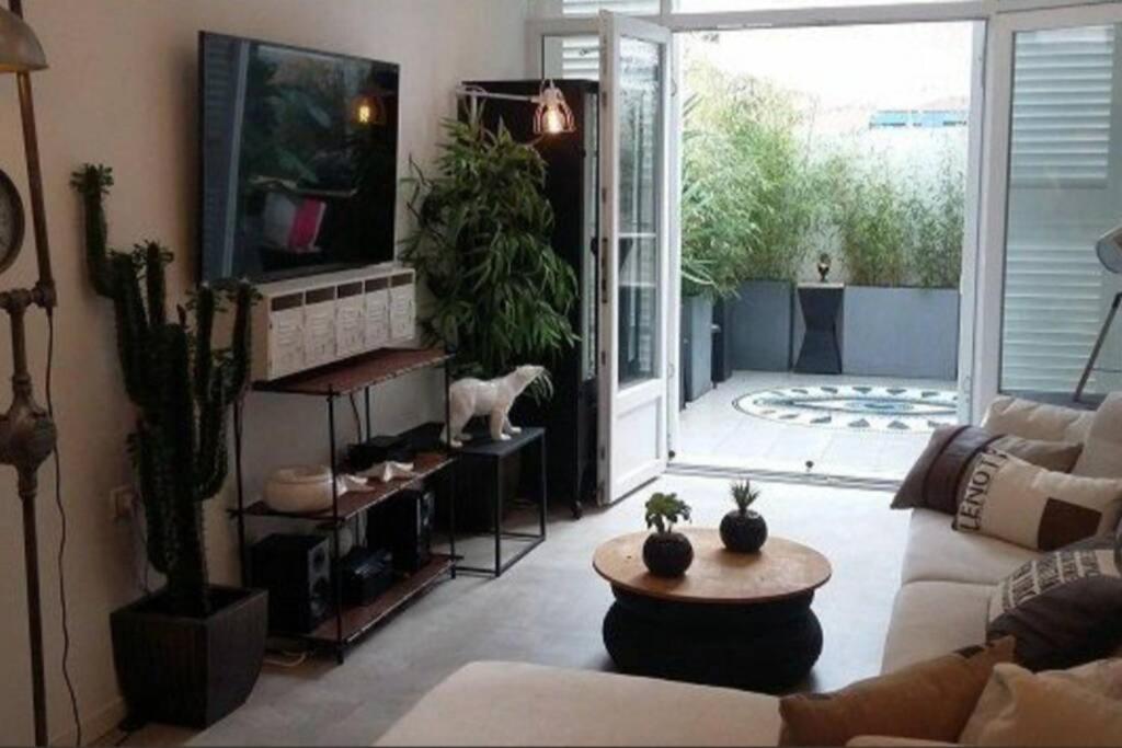 Apartment Magnifique En Rdc Cour Sans Vis A Vis 5mn *